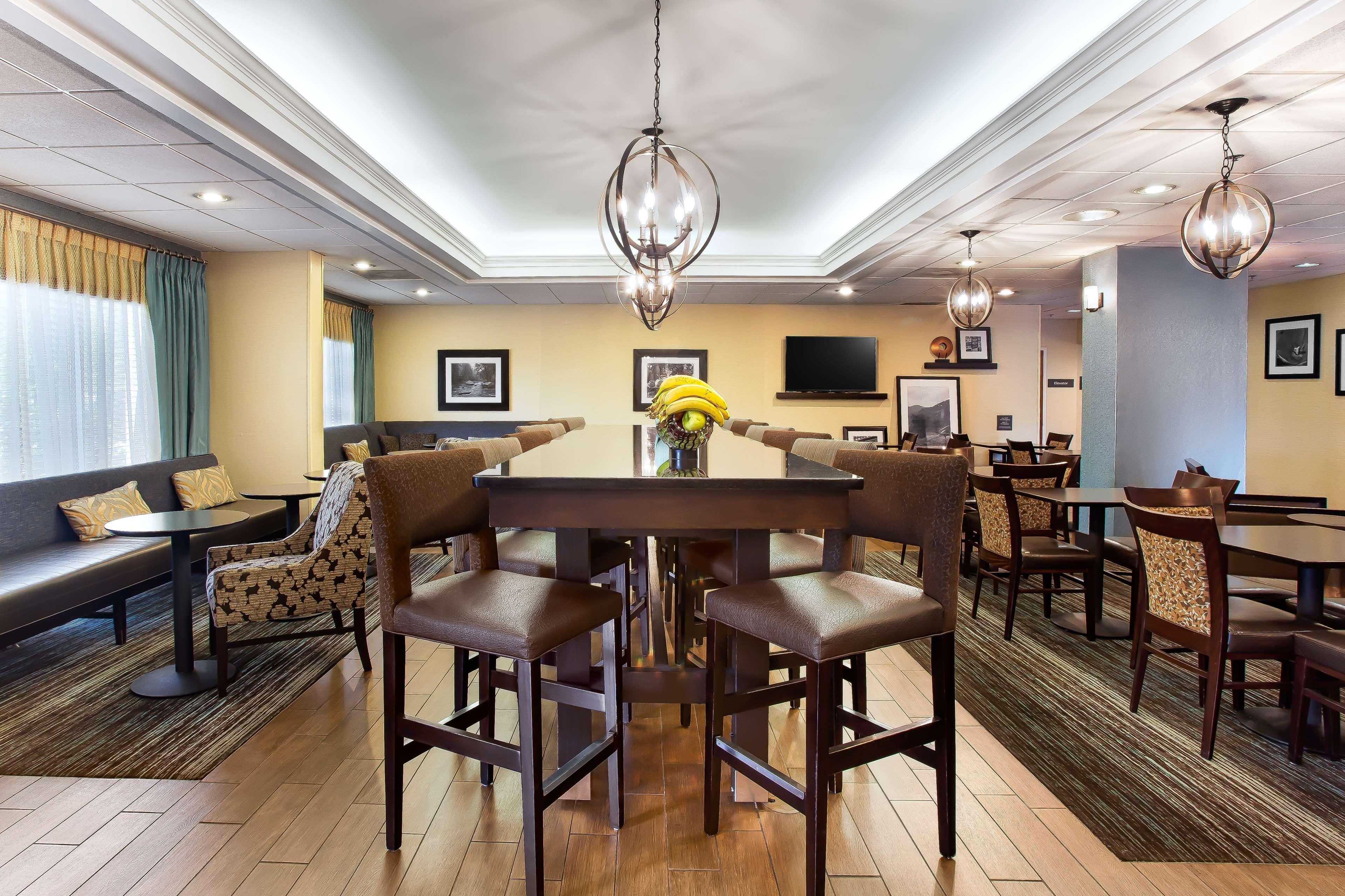 Hampton Inn Morganton Buitenkant foto